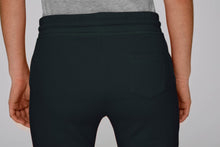 Lade das Bild in den Galerie-Viewer, TSSC - Jogger Women