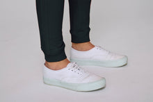 Lade das Bild in den Galerie-Viewer, TSSC - Jogger Women